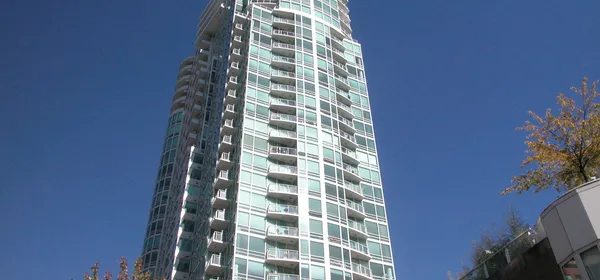 YACHT HARBOUR POINTE